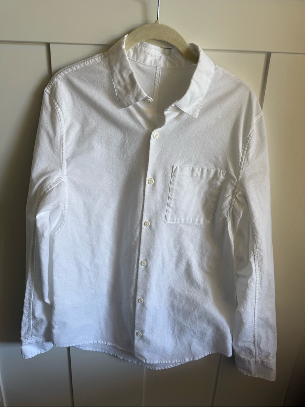 Lululemon All Town Buttondown - Picture 3 of 10